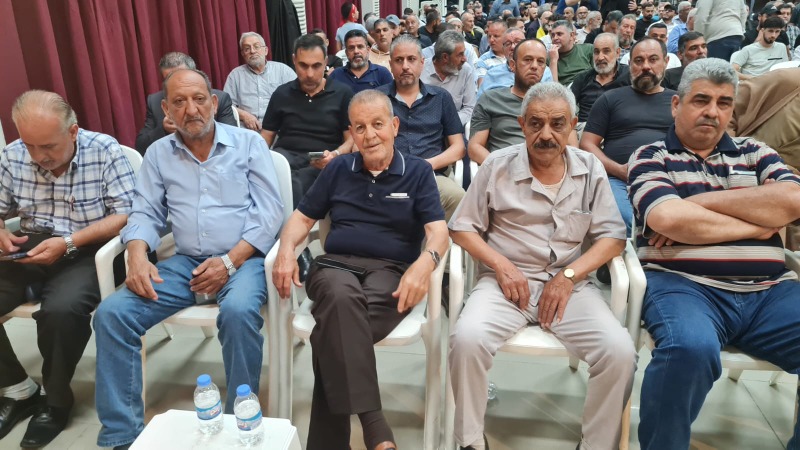 عائلة الشهيد هادي زيد ضاهر عرضت وصيته وعاهدته وكل الشهداء على المضي في طريق الجهاد والمقاومة