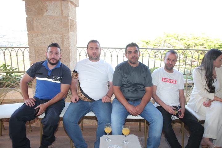 رئيس بلدية بقسطا إبراهيم مزهر يتقبل التهاني بالفوز بالتزكية