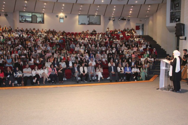 برعاية وحضور وزيرة التربية وبدعم من مؤسسة الحريري لبنان أحيا في صيدا "يوم البكالوريا الدولية ".. التعليم الواعي من أجل الغد