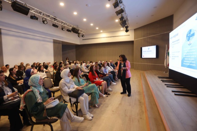 برعاية وحضور وزيرة التربية وبدعم من مؤسسة الحريري لبنان أحيا في صيدا "يوم البكالوريا الدولية ".. التعليم الواعي من أجل الغد
