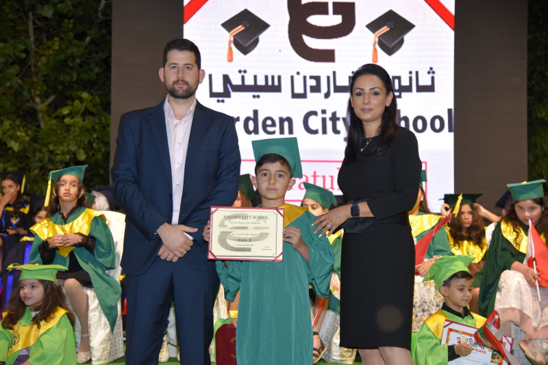 السفير التونسي يشيد بعمق العلاقات اللبنانية – التونسية خلال حفل تخرّج مدرسة "الغاردن سيتي"
