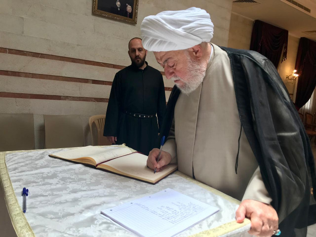 المفتي عسيران يهنئ الرئيس العام الجديد للرهبانية المخلصية الأرشمندريت أنطوان رزق ويشدد على الوحدة الوطنية