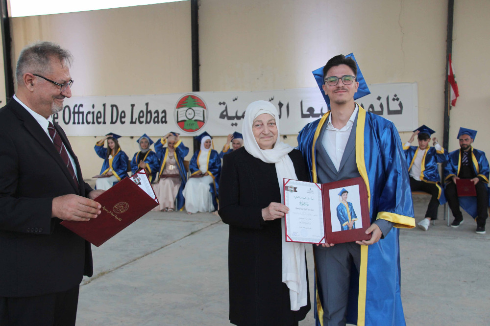 بهية الحريري ترعى حفل تخريج طلاب ثانوية لبعا الرسمية: التّعليم الرّسمي ركيزة الوطن وبوابته نحو العدالة التّربوية