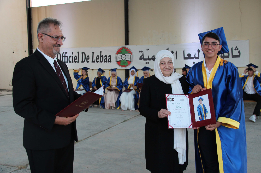 بهية الحريري ترعى حفل تخريج طلاب ثانوية لبعا الرسمية: التّعليم الرّسمي ركيزة الوطن وبوابته نحو العدالة التّربوية