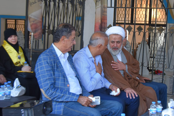 غرس زيتونة باسم الشهيد السيد نصرالله في الغازية