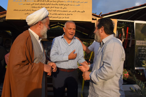 غرس زيتونة باسم الشهيد السيد نصرالله في الغازية