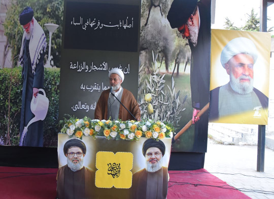 غرس زيتونة باسم الشهيد السيد نصرالله في الغازية