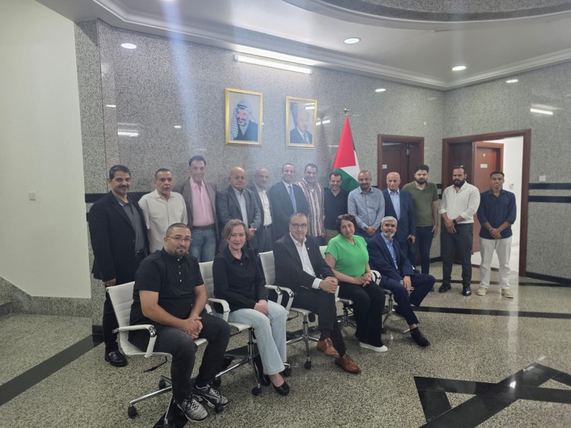اللجنة التحضيرية للجالية الفلسطينية بالإمارات تعقد اجتماعها الأول