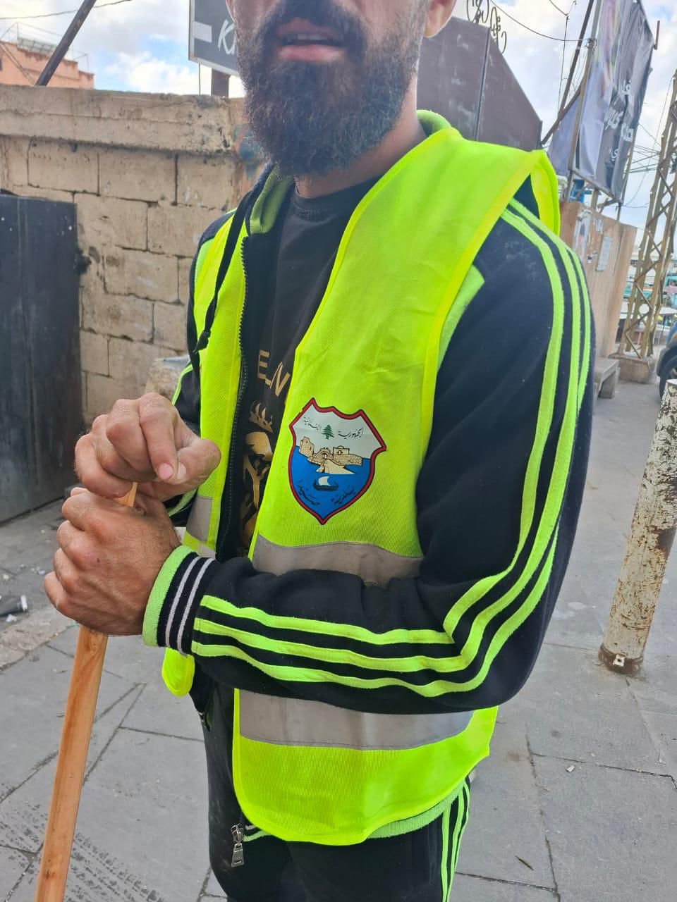 عمال "معطي غروب" يدخلون مجددًا إلى صيدا القديمة لتنفيذ حملة تنظيف بالتعاون والتنسيق مع بلدية صيدا
