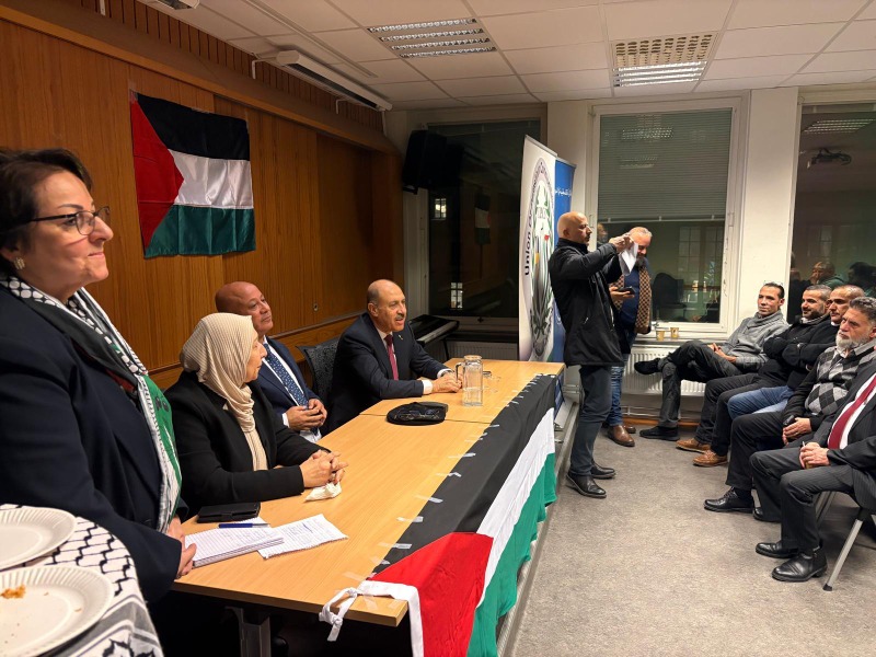الاتحادات الشعبية الفلسطينية في السويد تستضيف د. أبو هولي لمناقشة المستجدات السياسية وأزمة تمويل الأونروا