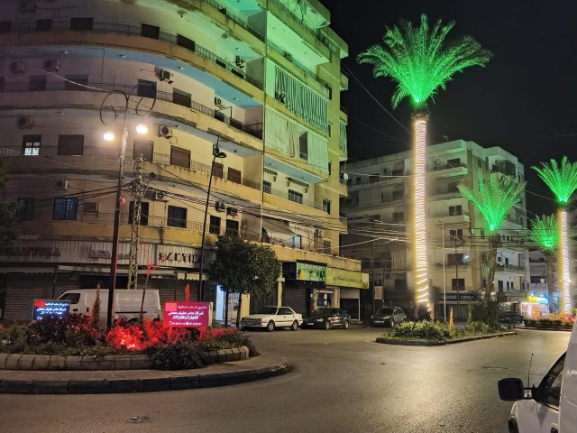 معطي يضيء دوار الست نفيسة أبو دراع والمنطقة بالتنسيق مع بلدية صيدا