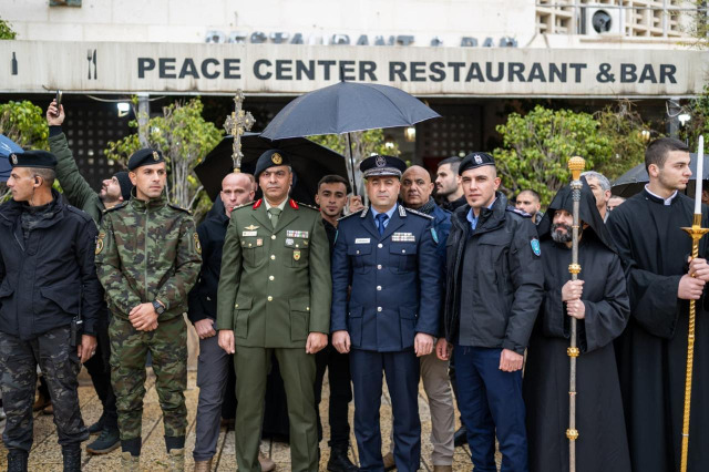 د. خوري يستقبل المطران سيفان غاريبيان بمناسبة عيد الميلاد حسب التقويم الارمني