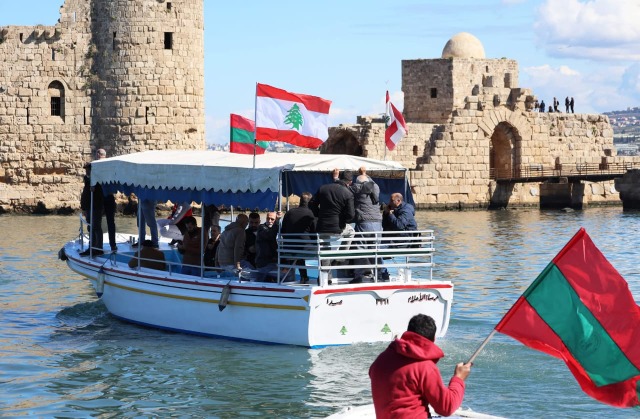 مسيرة بحرية في صيدا بذكرى معروف سعد… دعوة لإقرار ضمان الصيادين