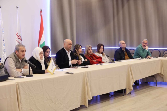 اجتماع طارىء للشبكة المدرسية لصيدا والجوار  يبحث باحتياجات المدارس المضيفة للنازحين وخطة العودة للتعلم عن بعد