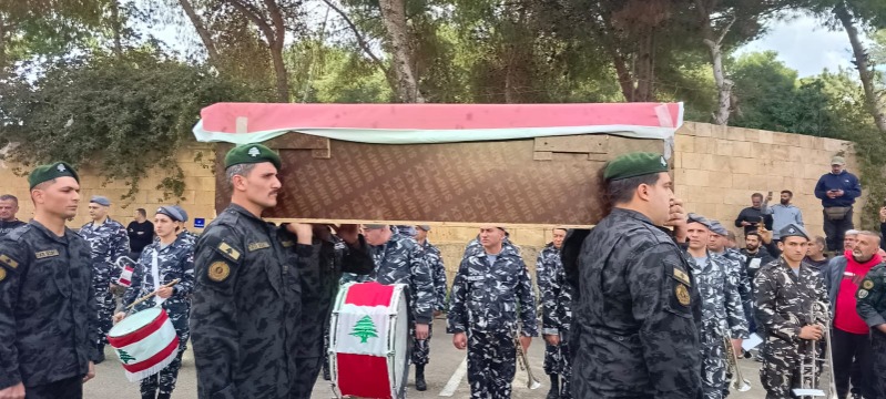 لاوندس ومحافظتي الجنوب والنبطية يودعون شهداء أمن الدولة في سراي صيدا بمأتم تكريمي مهيب