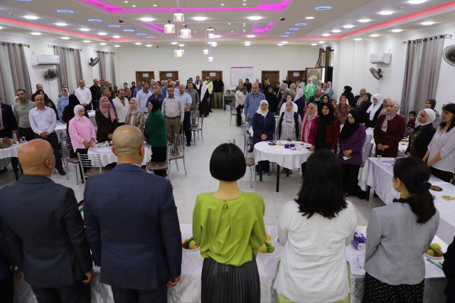 برعاية الرئيس عباس.. د. أبو هولي يفتتح مشاريع المنحة اليابانية في مخيم عين السلطان بأريحا
