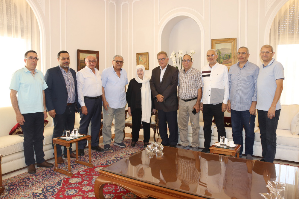 بهية الحريري تلتقي الهيئة الإدارية لـ"رابطة آل البابا" برئاسة إلهام البابا