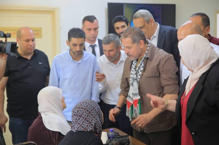 ياسر عباس باسقبالات حاشدة في محافظة طولكرم يؤكد على أهمية تعزيز صمود أبناء الشعب الفلسطيني