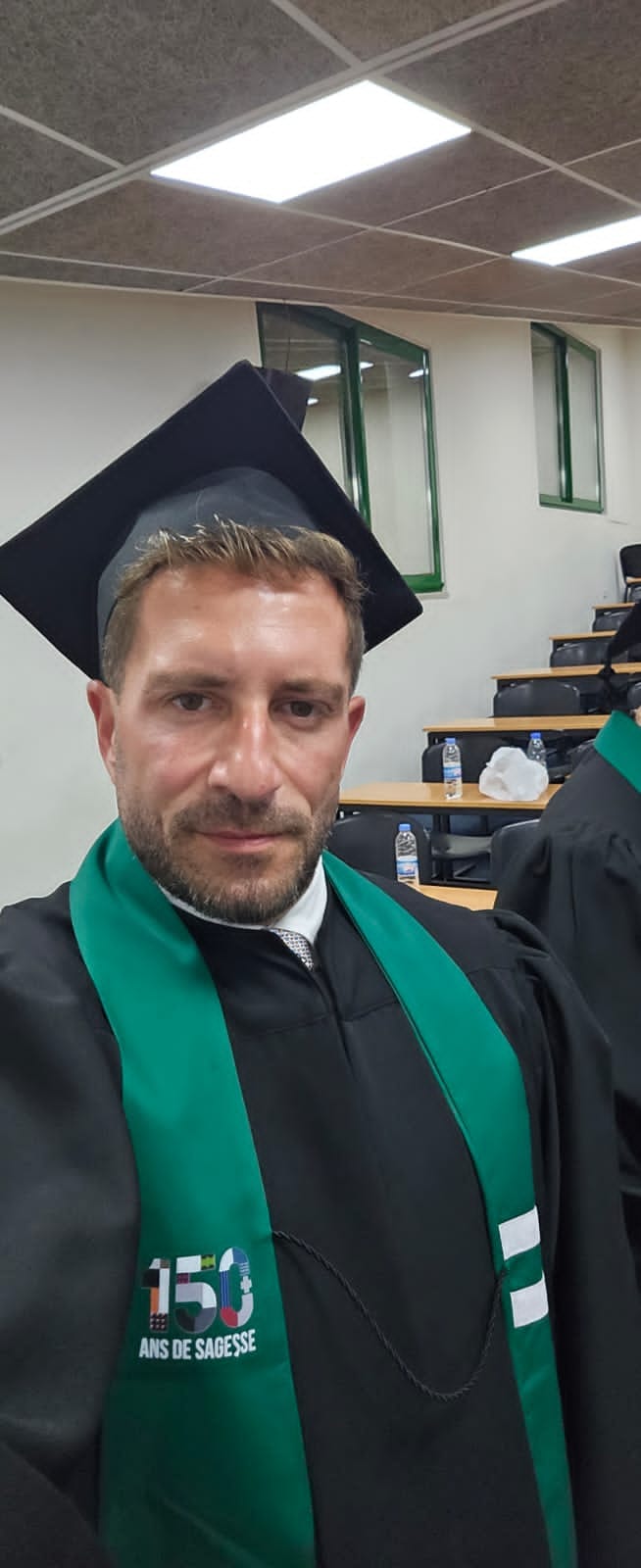 تميّز أكاديمي جديد.. الأستاذ زين أسامة أبو ظهر يحصد الماجستير الثانية في القانون الدولي بدرجة إمتياز من جامعة الحكمة