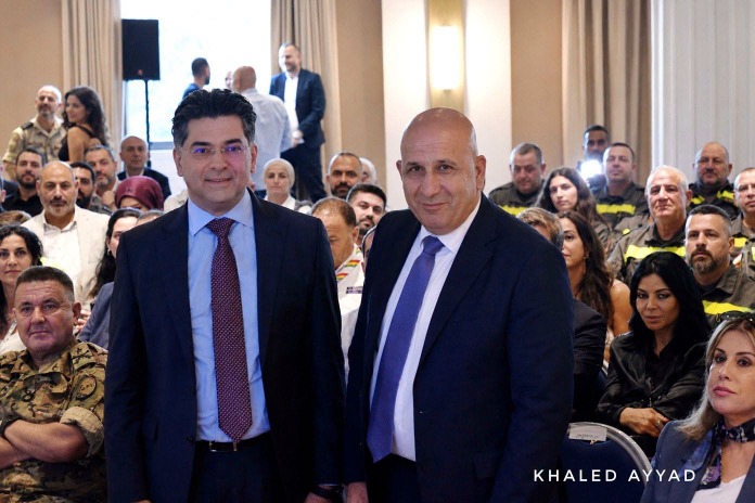 الدفاع المدني يجمع الإعلام والجيش في ورشة حول مخاطر الألغام