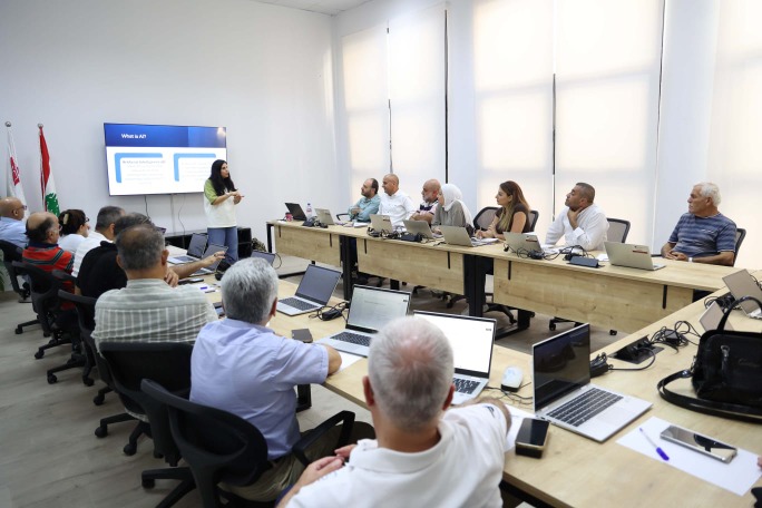 مؤسسة الحريري تنظم دورة تدريبية للإعلاميين حول أدوات الذكاء الاصطناعي.. بهية الحريري تدعو لتوظيف تقنياته لتعزيز قوة التأثير الإعلامي
