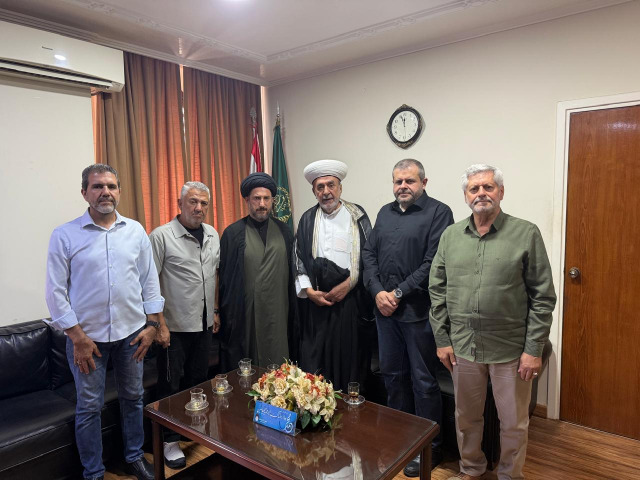 وفد من "الحزب" يزور المفتي سوسان في صيدا