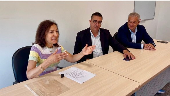 "جمعية الصحراء خصبة" تؤكد انحيازها إلى جانب المستشفيات الحكومية وتسلم معينات طبية للمستشفى التركي في صيدا