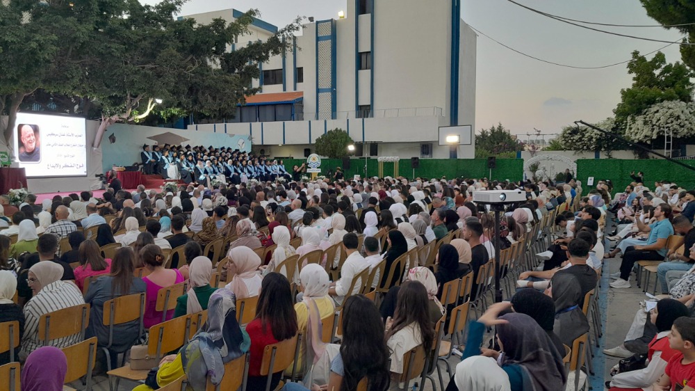 غسان سركيس يرعى تخرّج "فوج الفكر والإبداع " في "ثانوية السفير": تعلّمت منكم حب الوطن والتمسك بالأرض ... والجنوب هو عزة وكرامة لبنان