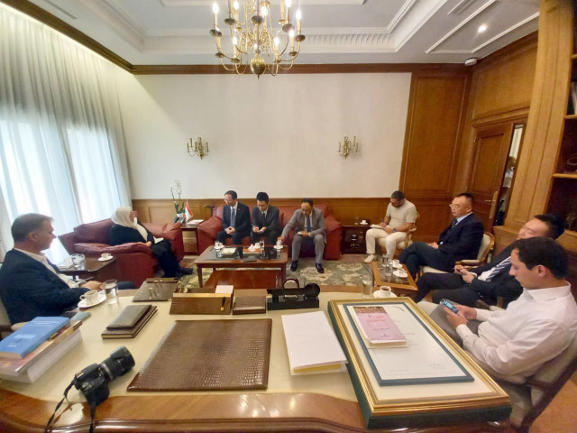 سفير الصين يبحث مع بهية الحريري العلاقات الثنائية وسبل ومجالات تعزيز التعاون