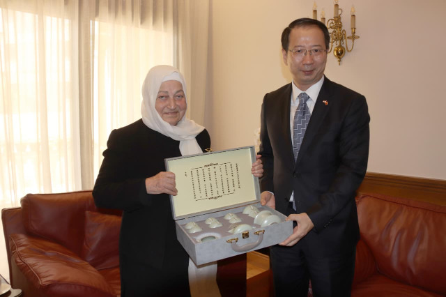 سفير الصين يبحث مع بهية الحريري العلاقات الثنائية وسبل ومجالات تعزيز التعاون