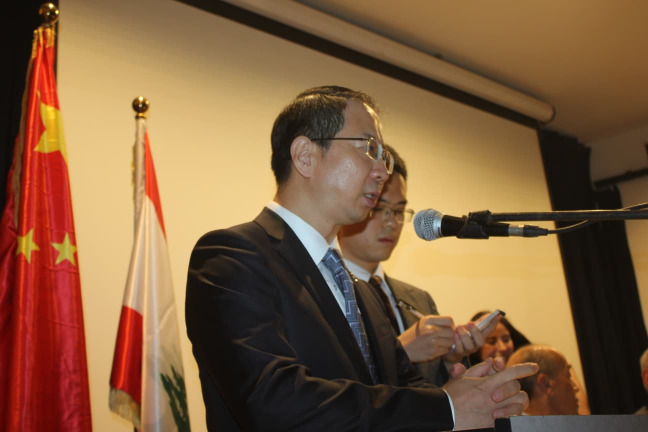 السفير الصيني يزور بلدية حارة صيدا