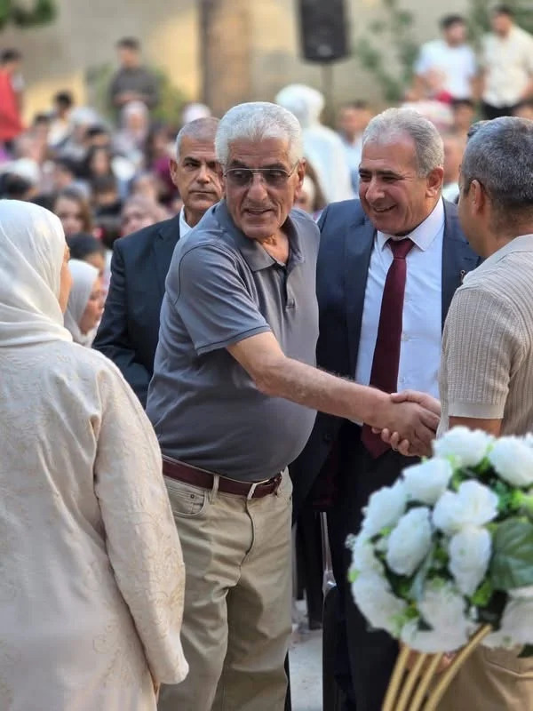 السفير الاسعد يشارك في حفل تخرج طلاب ثانوية بر الياس الرسمية