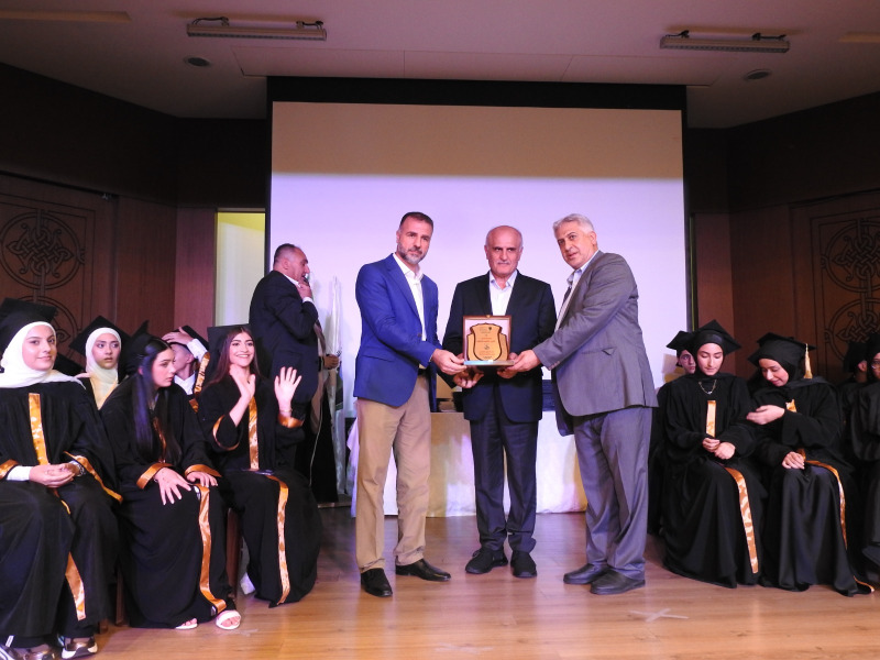 برعاية النائب علي حسن خليل.. ثانوية الشهيد مصطفى شمران تخرج طلابها الناجحين دفعة "صمود وأمل"