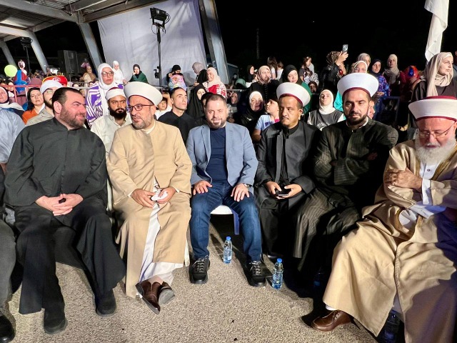 أضخم مهرجان للمولد النبوي في صيدا… "جمعية ألفة" تحتفي بمهرجانها الرابع وسط أجواء من المحبة والتآخي