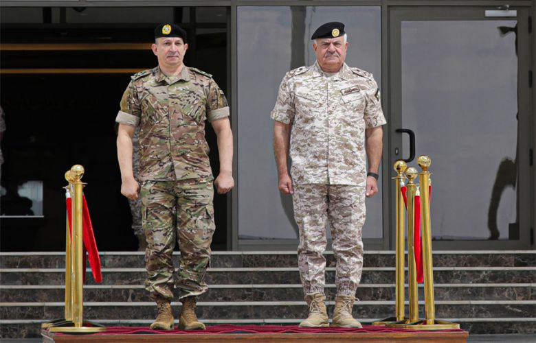 الملك عبدالله الثاني يستقبل قائد الجيش العماد هيكل مؤكداً وقوف الأردن إلى جانب لبنان ودعم مؤتمر باريس العسكري
