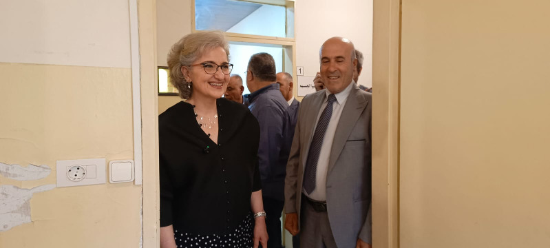 كرامي تستهل جولتها الجنوبية بلقاء المحافظ ضو: رسالتنا اليوم لاعطاء طلاب الجنوب حقهم بالتعلم ولنتجاوز التحديات معاً