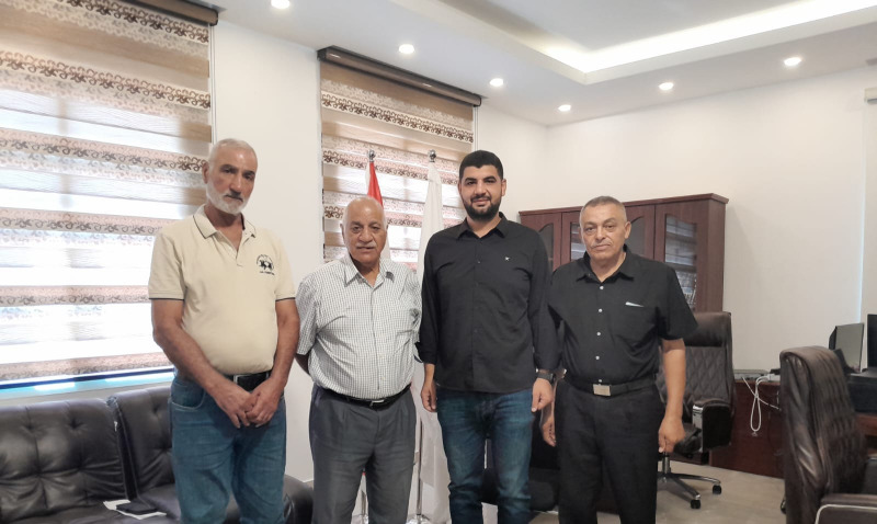 اللجنة الشعبية لمخيم البرج الشمالي تزور بلدية البرج وتبحث أوضاع المخيم