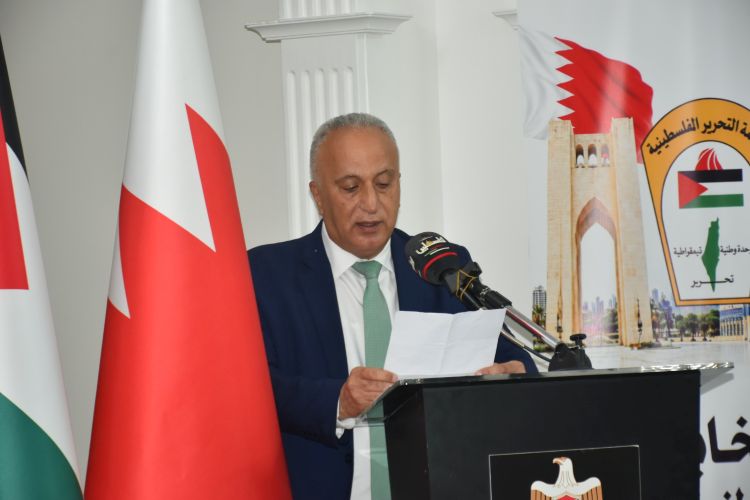 الرئيس عباس يهنئ الفائز بعضوية المجلس الوطني الجديد ممثلا عن الجالية الفلسطينية في البحرين