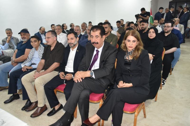 الرئيس عباس يهنئ الفائز بعضوية المجلس الوطني الجديد ممثلا عن الجالية الفلسطينية في البحرين