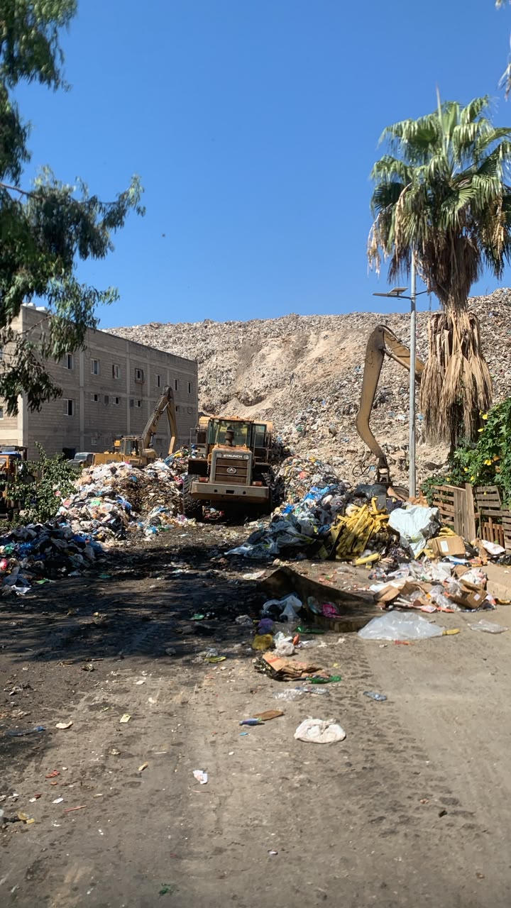 بلدية صيدا تتابع ملف معمل النفايات قضائياً وميدانياً: فتح المعمل بإشارة قضائية وتوجيهات للبدء بنقل النفايات فوراً