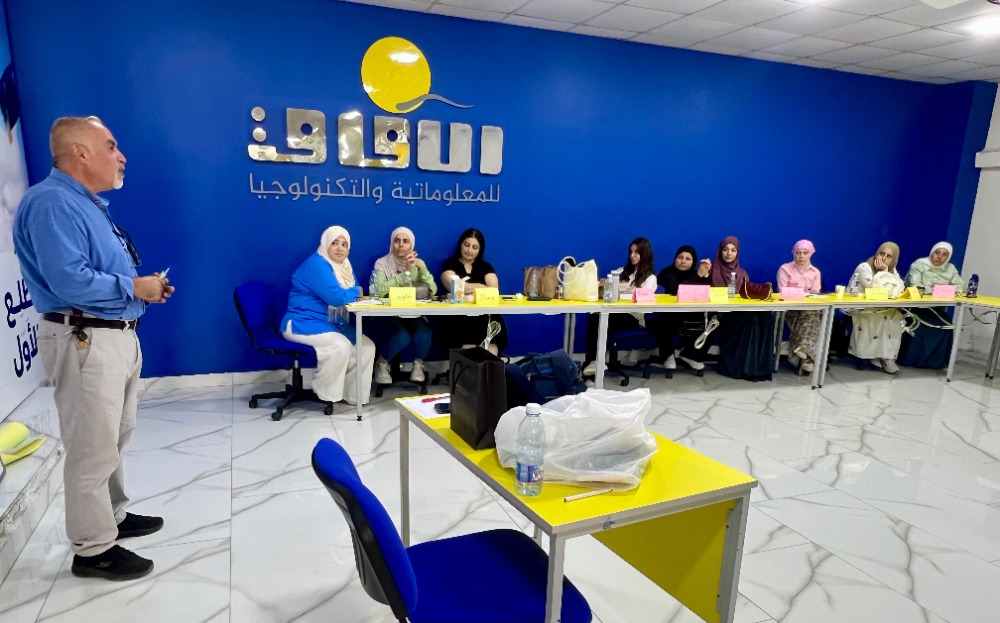 المكتب التربوي في التنظيم الشعبي الناصري ومعهد الآفاق ينظمان ورشة تدريبية للمعلمين