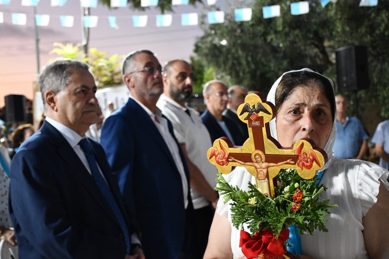 عبرا تضع حجر الأساس لكنيسة السيدة برعاية وحضور المطران إيلي بشارة حدّاد: تعالوا نصلي من أجل السلام في وطننا لبنان وفي العالم