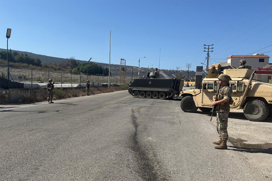 الجيش يوقف 49 شخصاً في عمليات أمنية بمناطق عدة