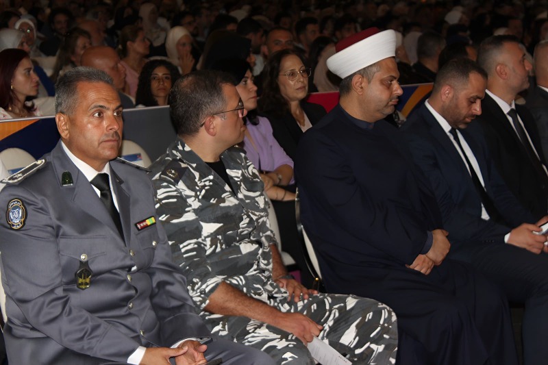 الجامعة اللبنانية الدولية LIU فرع صيدا تحتفل بتخريج طلابها للعام 2026 برعاية النائب حسن مراد