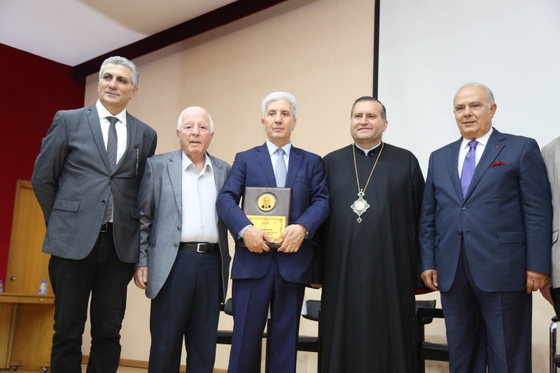 اتحاد الكتاب اللبنانيين يكرم السفير علي ضاهر