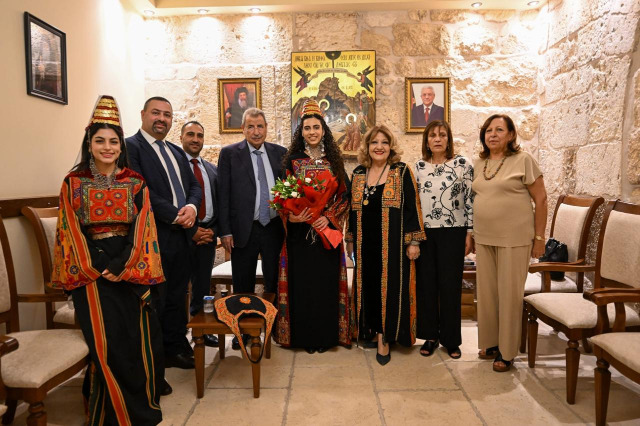 ممثلًا عن الرئيس عباس.. د. خوري يستقبل بطريرك بلغاريا كيريوس كيريوس دانيال في بيت لحم
