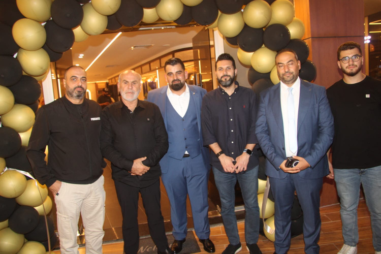 افتتاح مطعم Candele Resto Lounge في صيدا بحضور حشد من الفاعليات