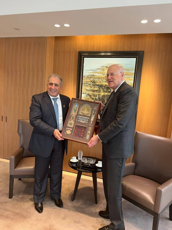 السفير الاسعد يلتقي رئيس الوزراء اللبناني السابق نجيب ميقاتي
