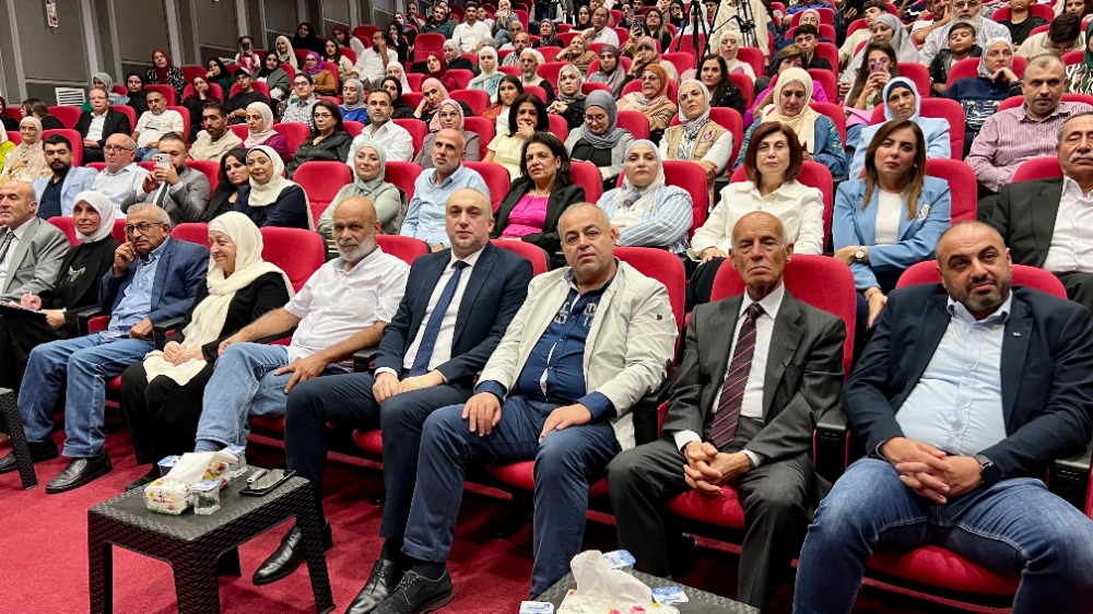 برعاية الوزيرة كرامي ومشاركة الحريري وسعد.. "العمانية النموذجية الرسمية" تحتفل بتخريج الدفعة العاشرة: "جيل لا ينكسر.. وطن لا يموت"