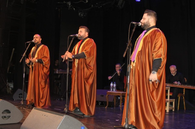 ليلة "شيوخ الطرب"... حين يصبح المسرح محراباً